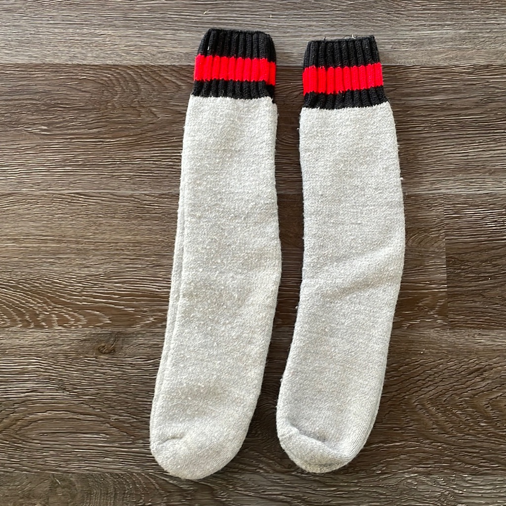 Youth Winter Socks Two Pairs Gray With Black & Red Stripe